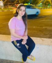 Areeba Saleem +971564401582